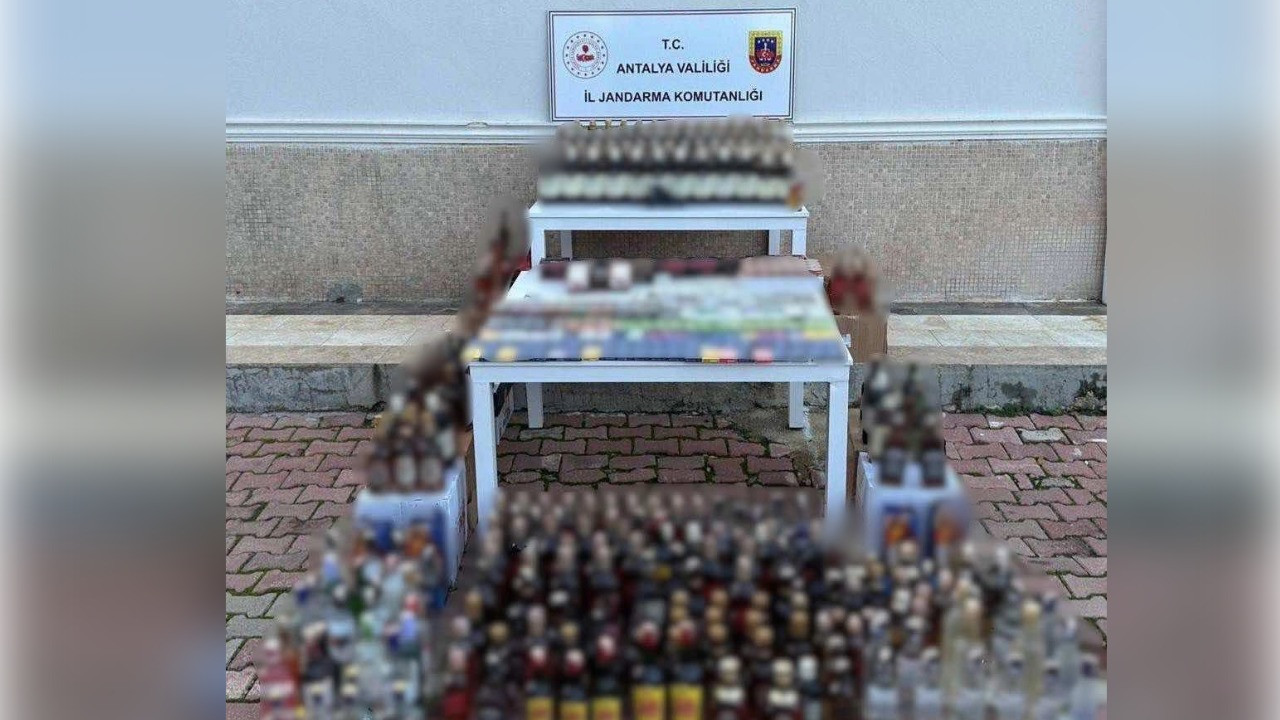 Antalya’da 852 litre kaçak alkol ele geçirildi