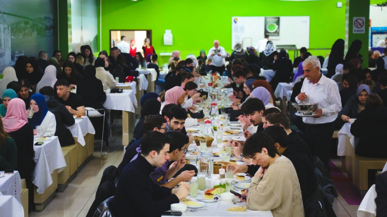 Hesap yaptı, Diyanet'e sert çıktı: Sizin yemekhanenizde bile yetmiyor