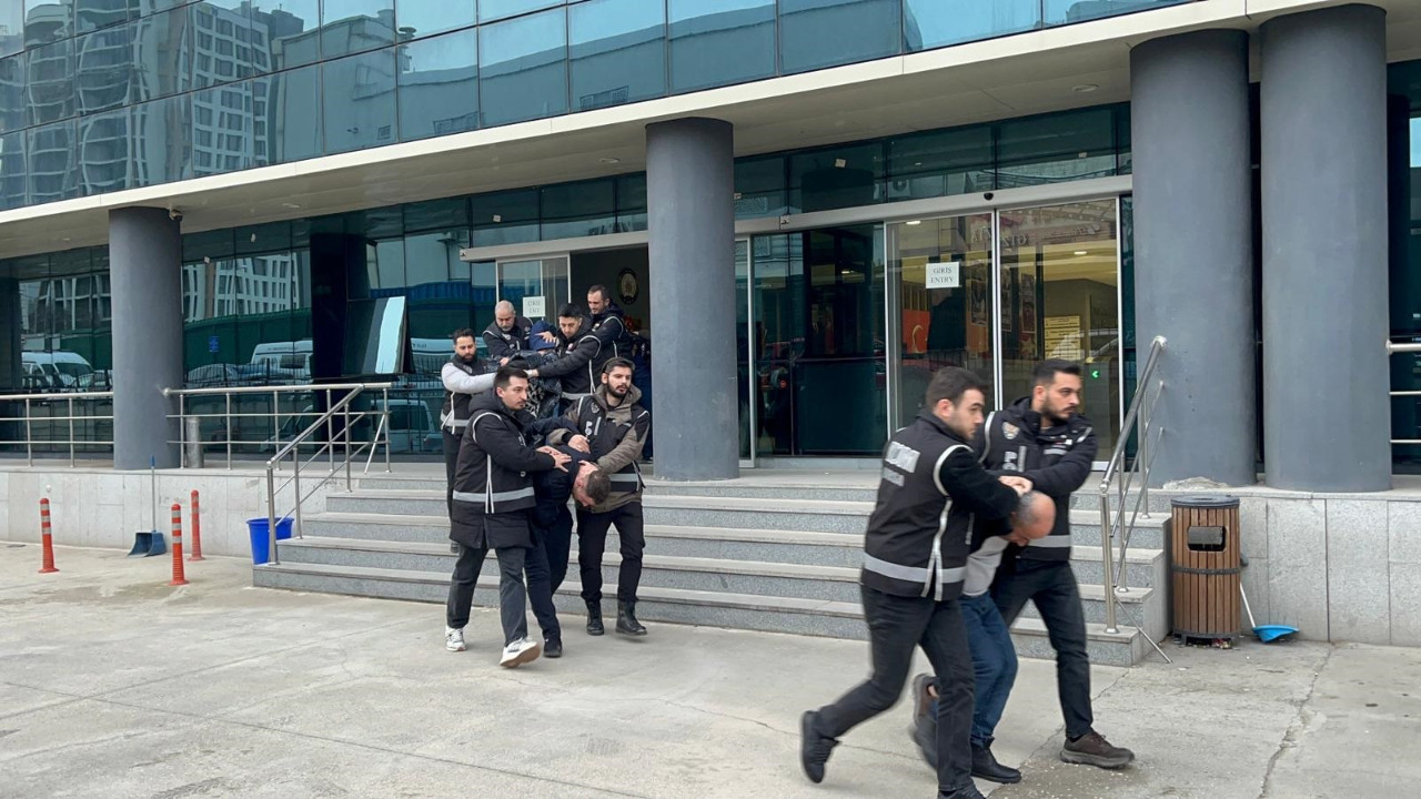 Molotoflu saldırı kamerada: Suç örgütü bağlantılı 8 şüpheli yakalandı