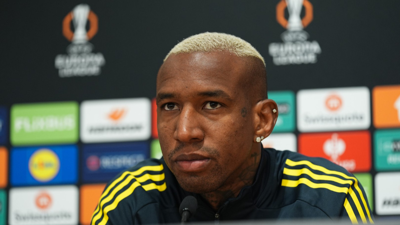 Talisca'dan Alex'e büyük övgü: "Fenerbahçe tarihinin en büyük futbolcusu!"