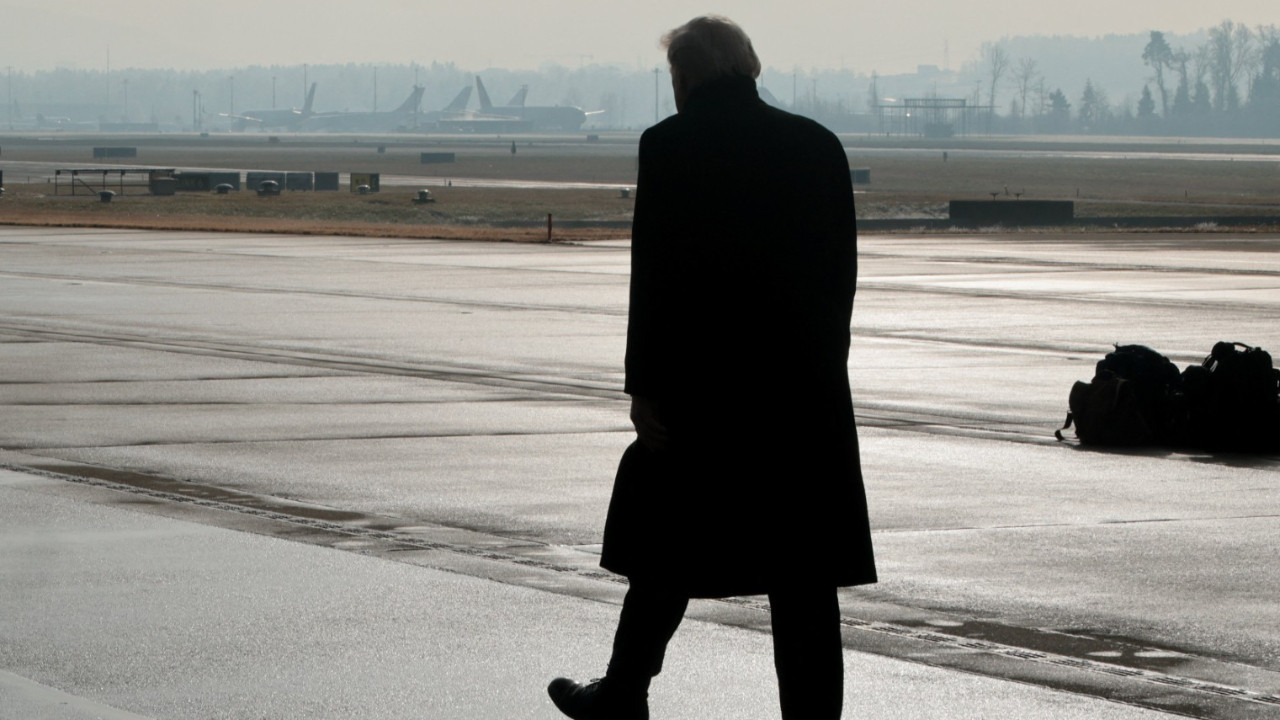 Uçuşu olaylı geçmişti... Davos'un kritik ismi Trump İsviçre'de