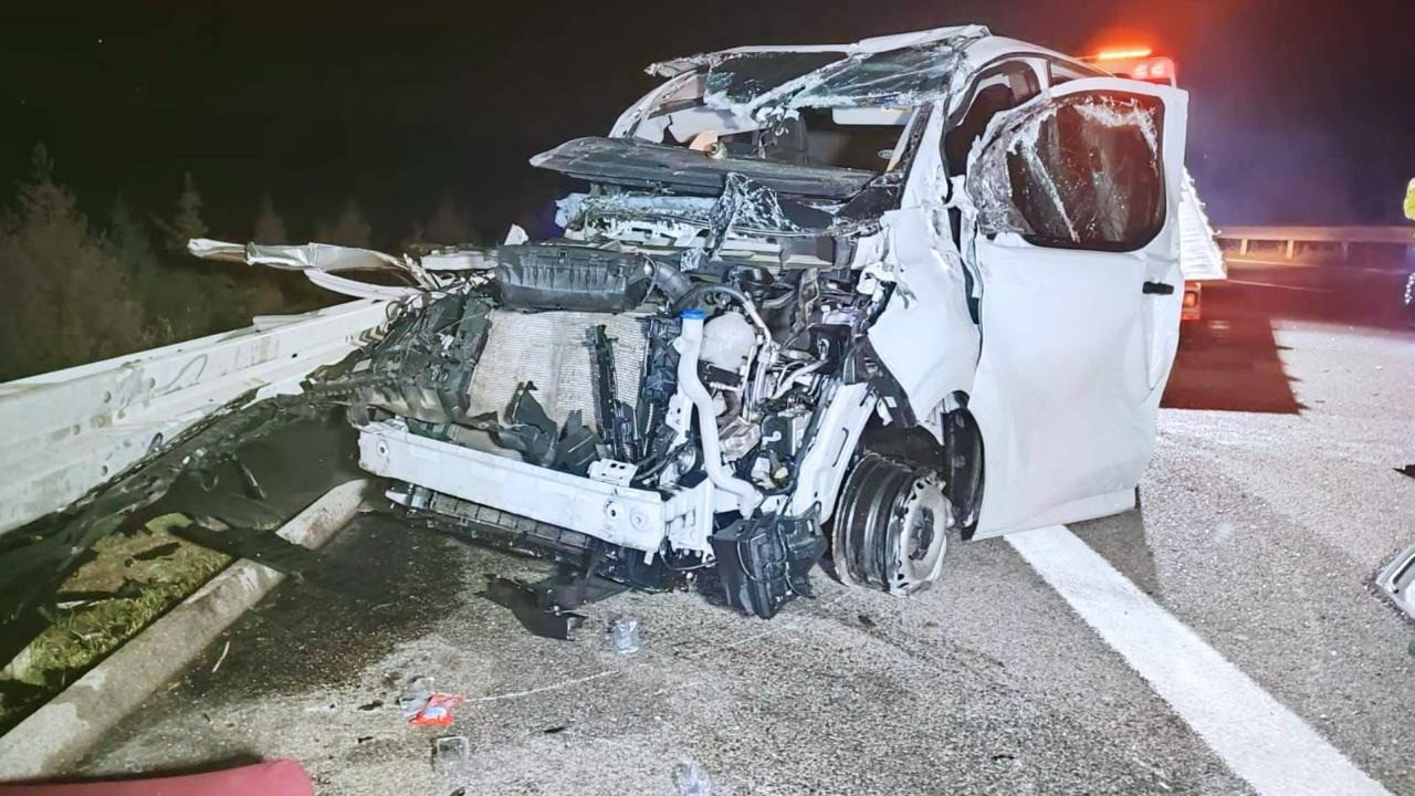 Araç takla attı, külçe altınlar buharlaştı