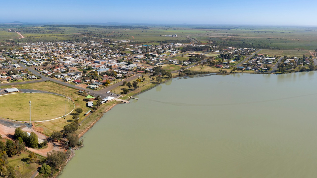 Ufak kasabada silahlı saldırı: 3 kişi öldü