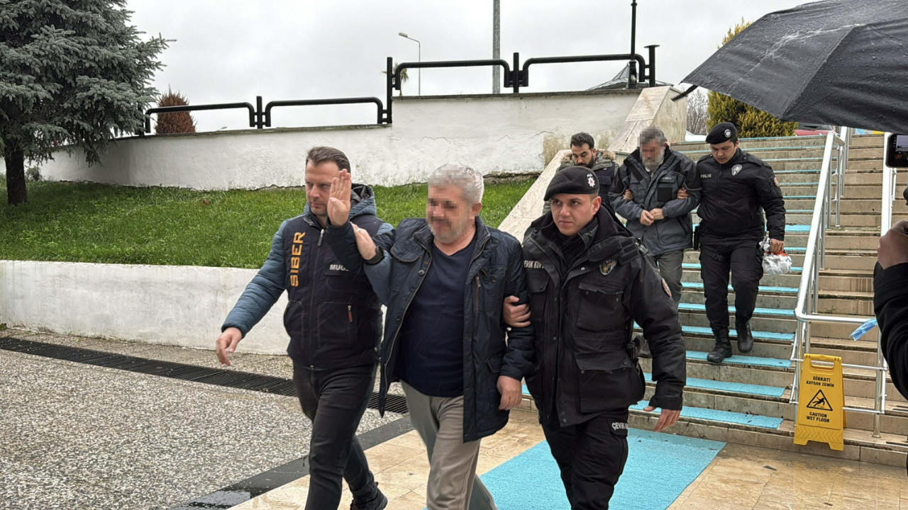 'Sakaraltı Sakarüstü'ne operasyon: Siyasilere hakaret edenler adliyede