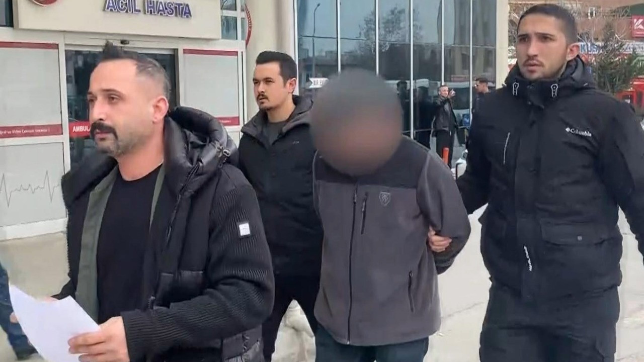 Yakalanmamak için kadın kıyafetleri giyip, sürekli adres değiştirmiş