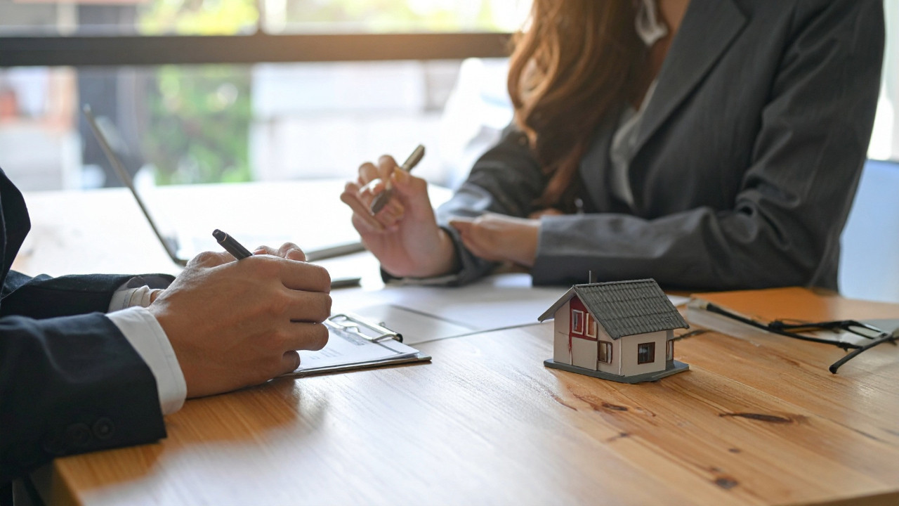 3 konuttan 1'ini kadınlar alıyor