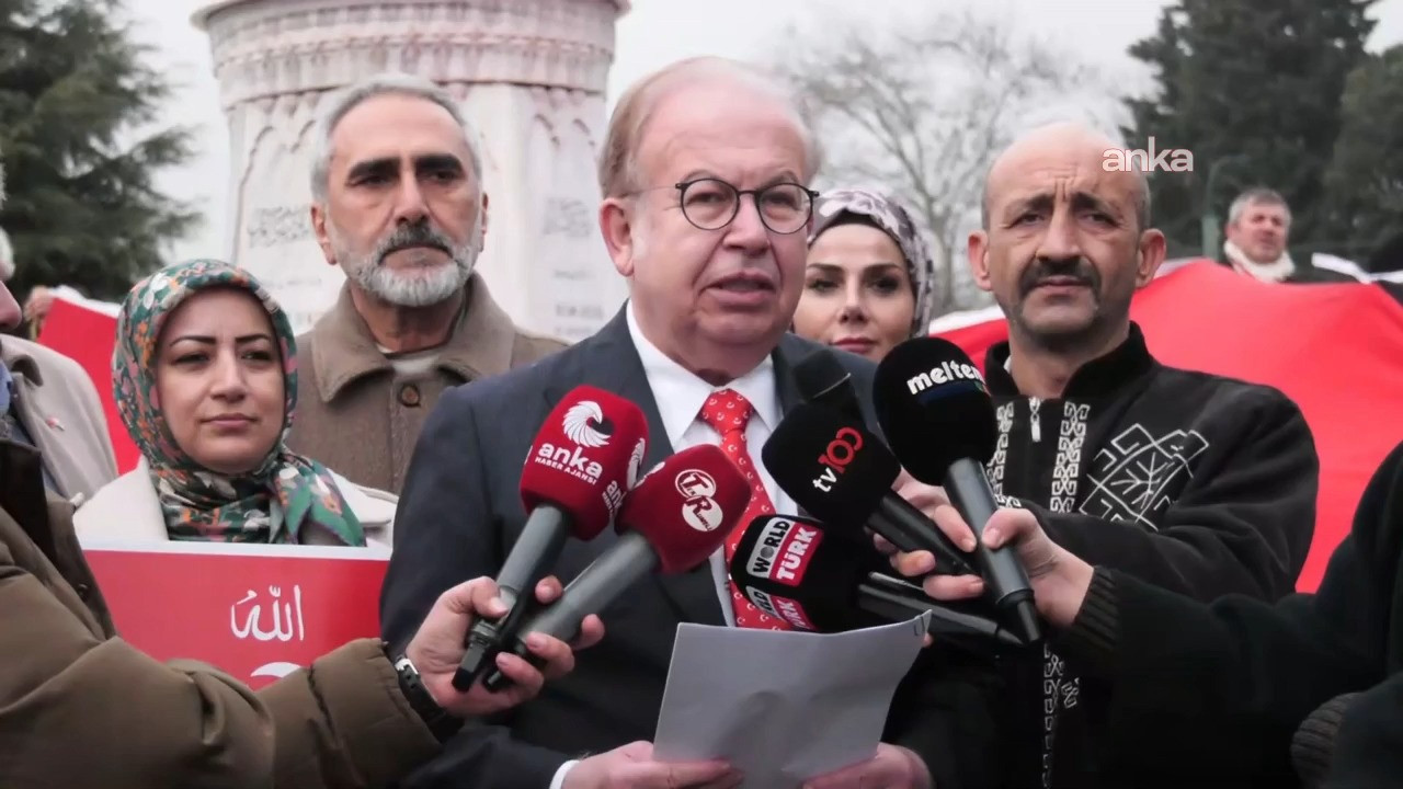 Cihat Yaycı: Önce sınır yok sayılmış, sonra devletin tapusu olan bayrağa saldırılmıştır