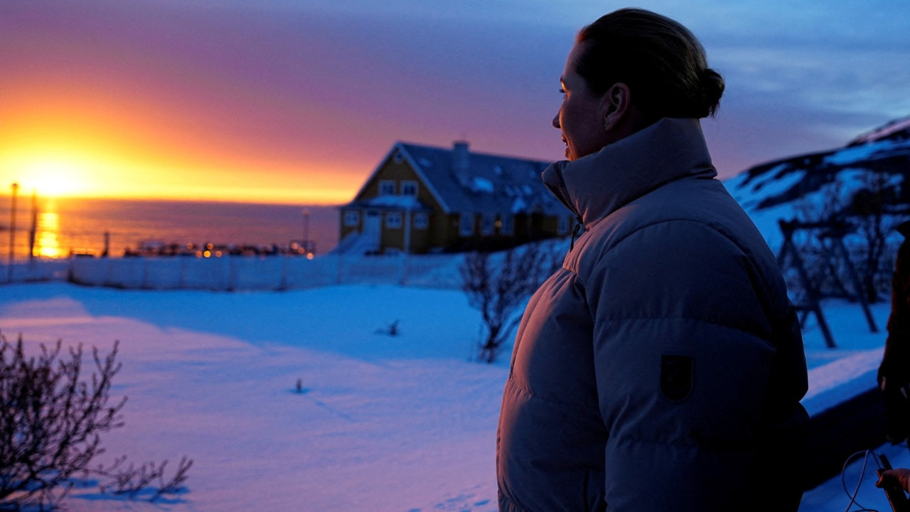 Danimarka lideri Grönland'ı ziyaret etti