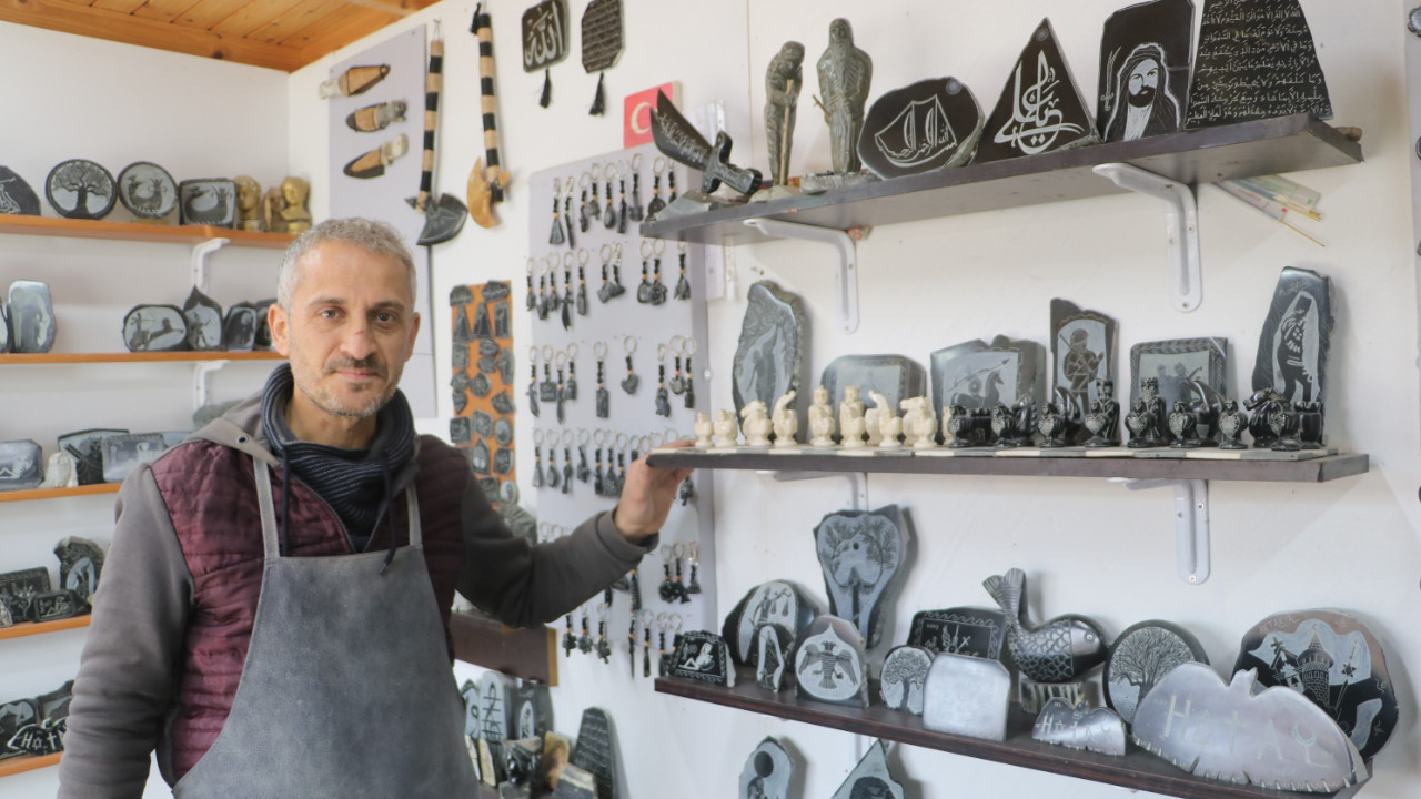 Hobi olarak başladı, 25 yıldır ekmeğini taştan çıkarıyor