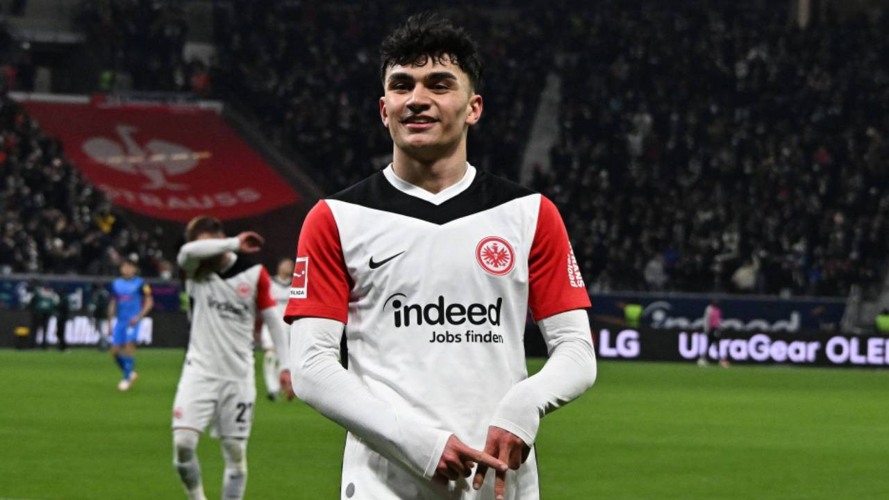 Juventus'ta Kenan Yıldız belirsizliğine 'Can' simidi: Uzun için yarışa girdi