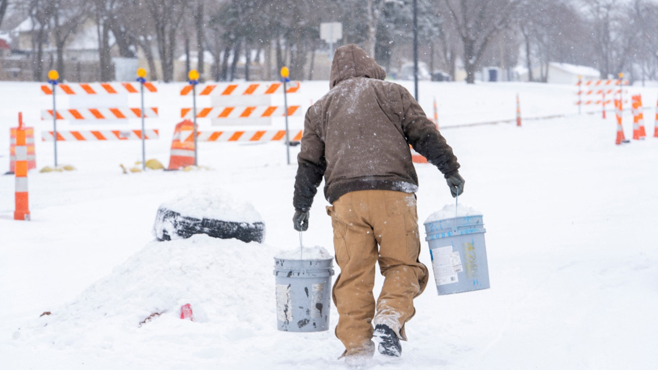 ABD'de kar alarmı: 13 binden fazla uçuş iptal edildi