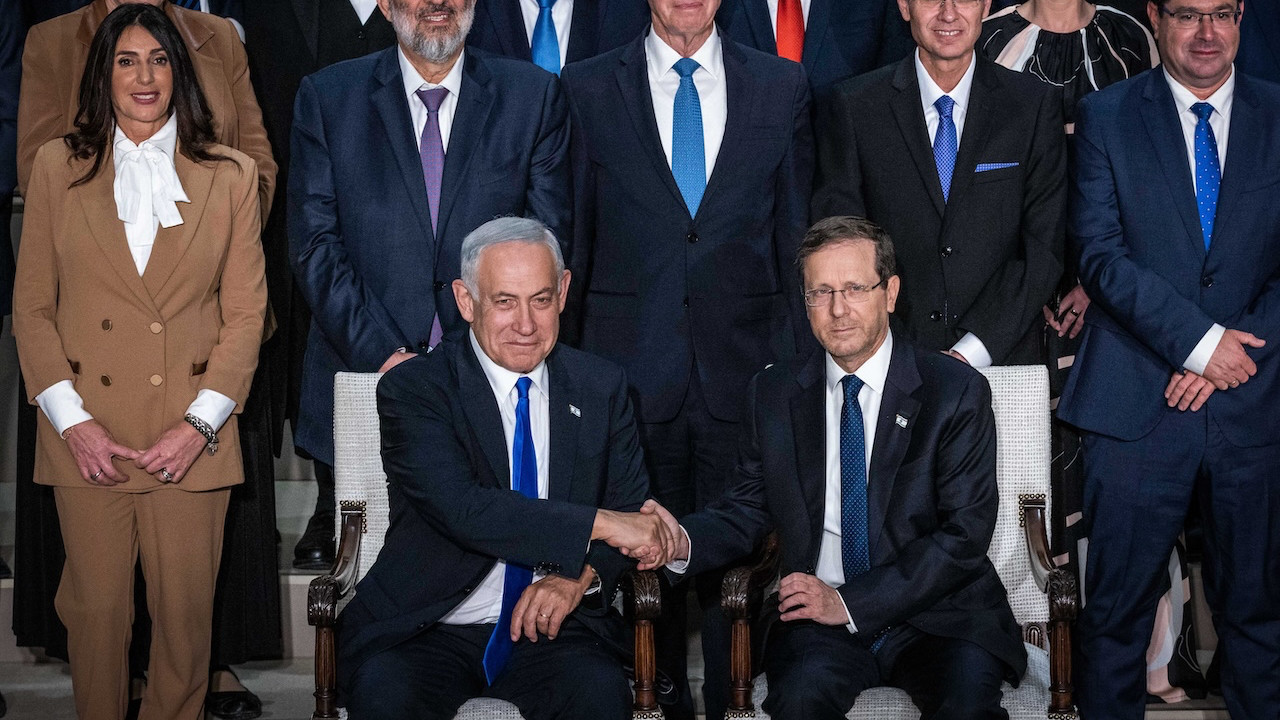 İsrail yönetiminde soğuk rüzgar esiyor