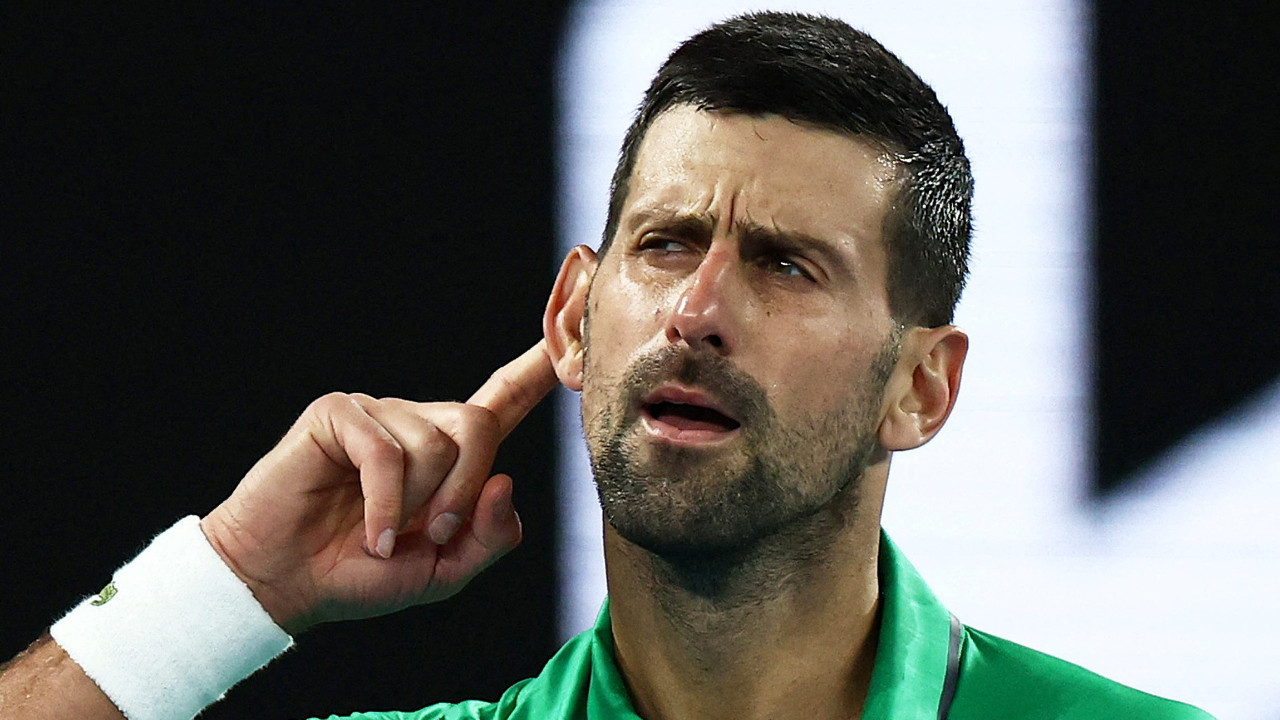 Rakibi turnuvadan çekildi, Djokovic çeyrek finale yükseldi
