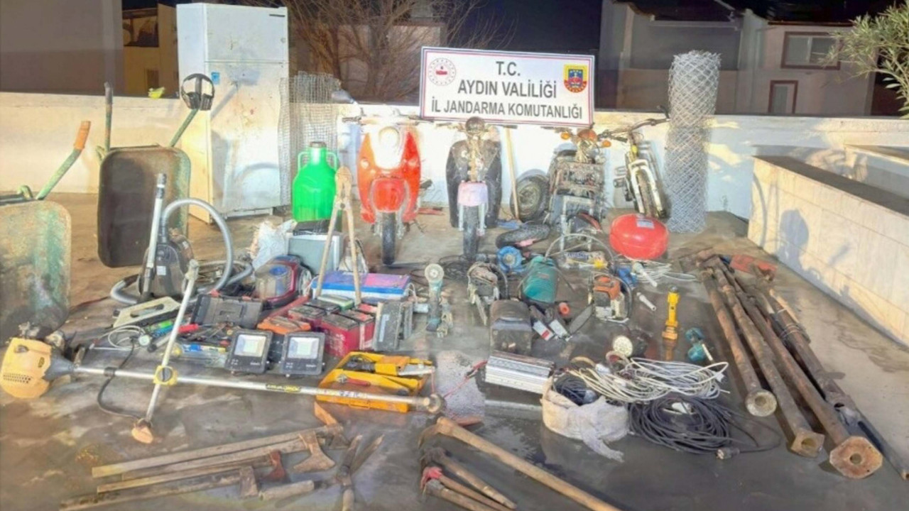 Sağanak sonrası boşaltılan evlere dadandı, gözaltına alındı