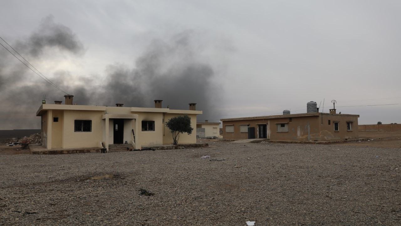 YPG, Halep kırsalını bombaladı