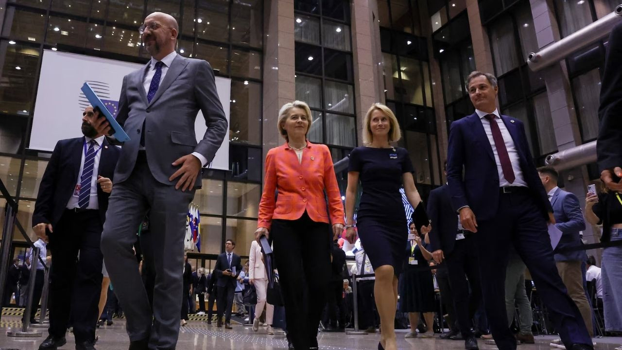 AB'de soğuk rüzgârlar: 'Arkasından diktatör diyor'