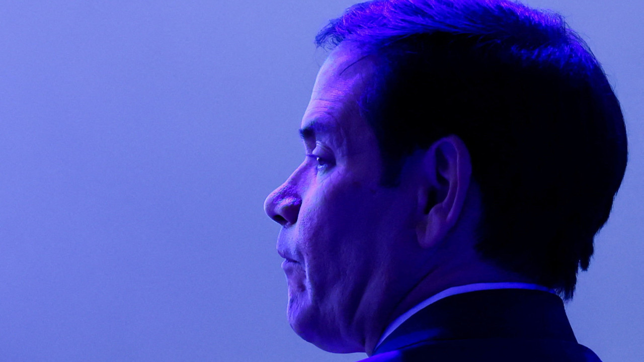 'Bıktım' demişti... ABD, Venezuelalı geçici lidere sopa gösterdi