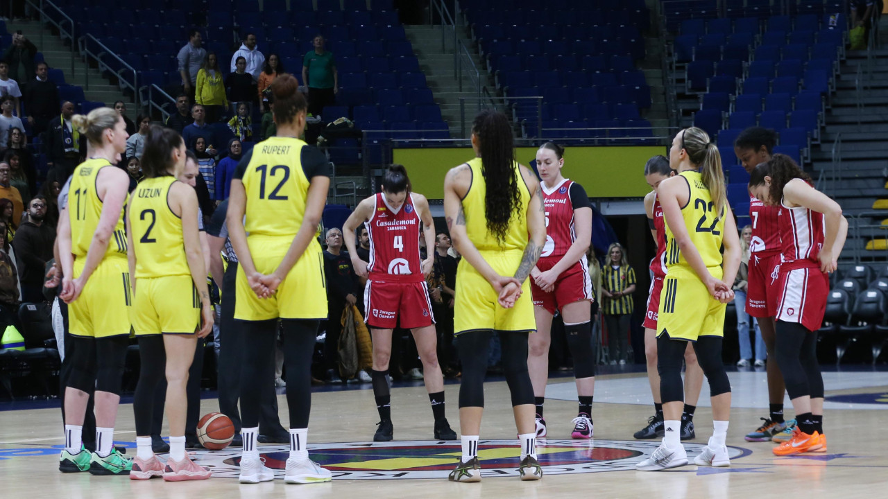 Fenerbahçe Opet, EuroLeague'de liderliği garantiledi