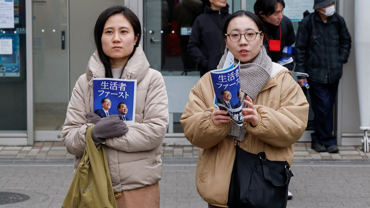 Japonya'da geri sayım: Oy verme süreci başladı
