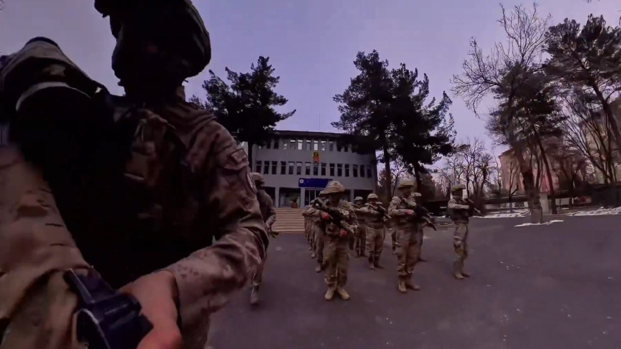 Narkokapan operasyonu: Diyarbakır ve Manisa’da 445 şüpheli yakalandı