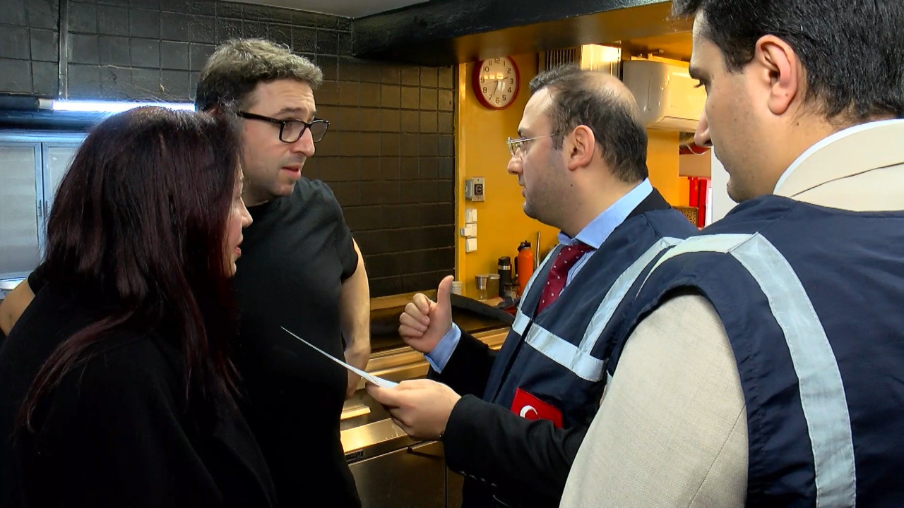 Referansla müşteri alan hamburgerciye kilit vurulacak