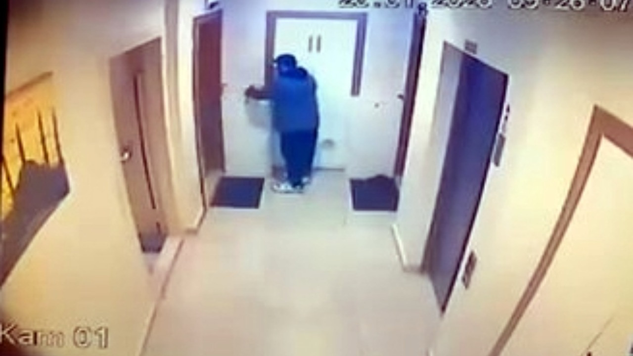 Siteye girdi, yardım kutusunu çaldı