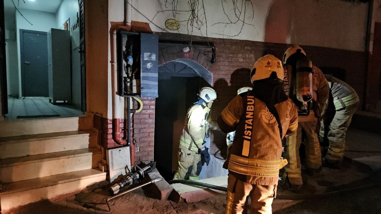 Beyoğlu'nda yangın paniği