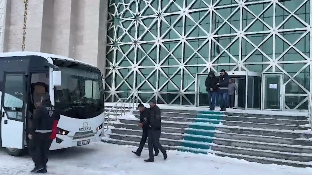 Fuhuş operasyonunda 20 gözaltı: 21 kadın kurtarıldı