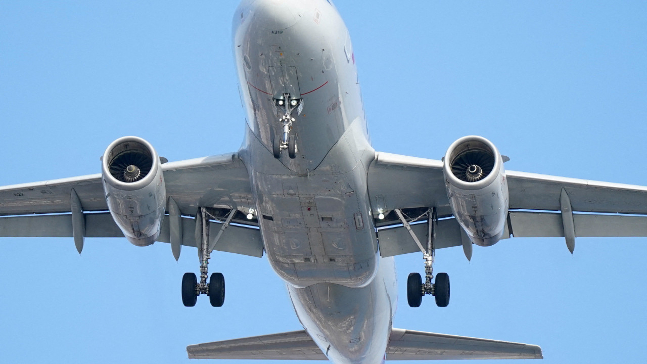 Savaş korkusu büyüyor: Uçuşlar iptal edildi