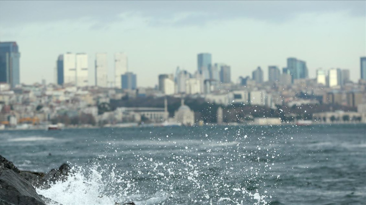 İstanbullu denize hasret