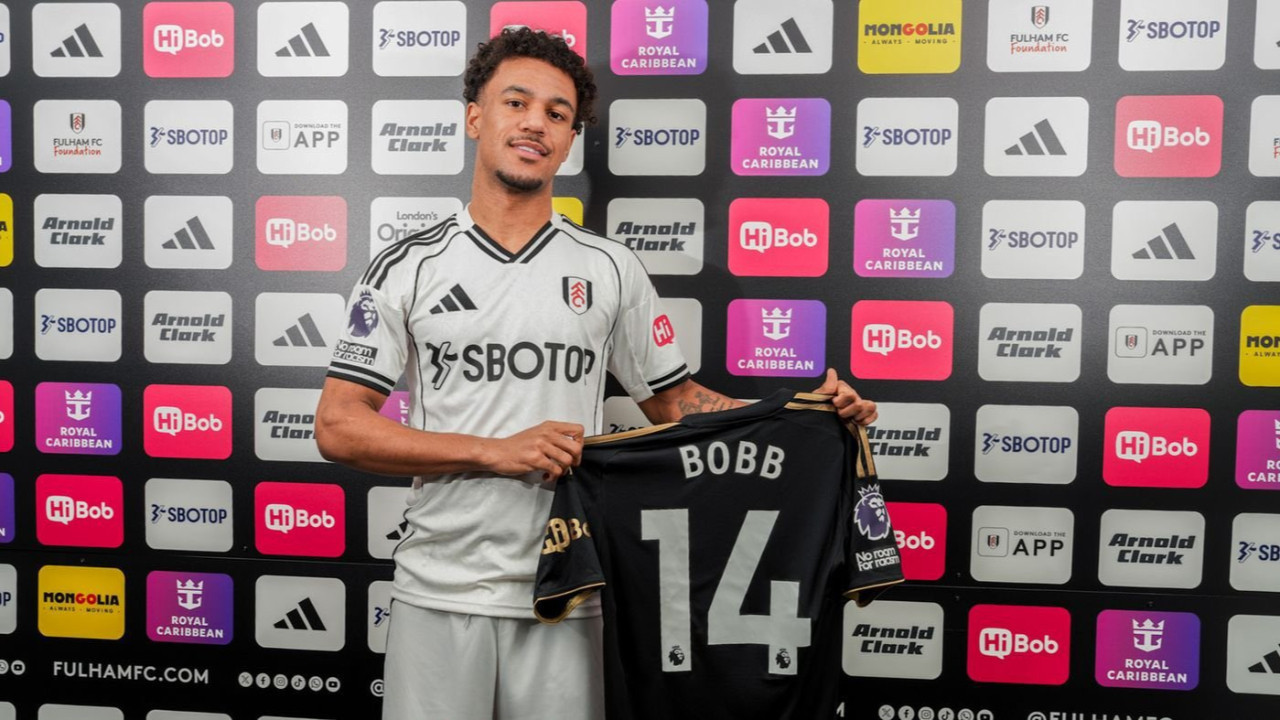 Oscar Bobb, Manchester City'den Fulham'a gitti