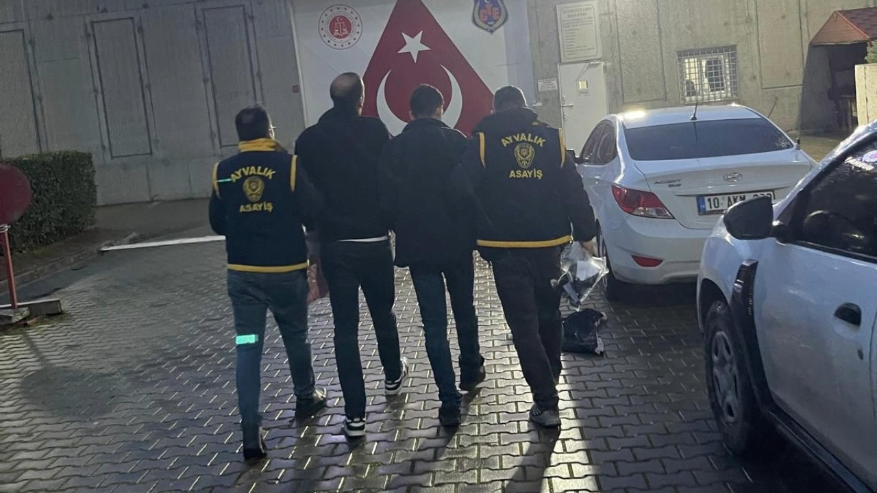 Sahte memurlar dolandıramadan yakalandı