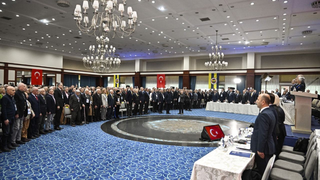 Fenerbahçe Divan Kurulu'nda Mert Hakan Yandaş mesajı: "Tekrar bizlerle olacak!"