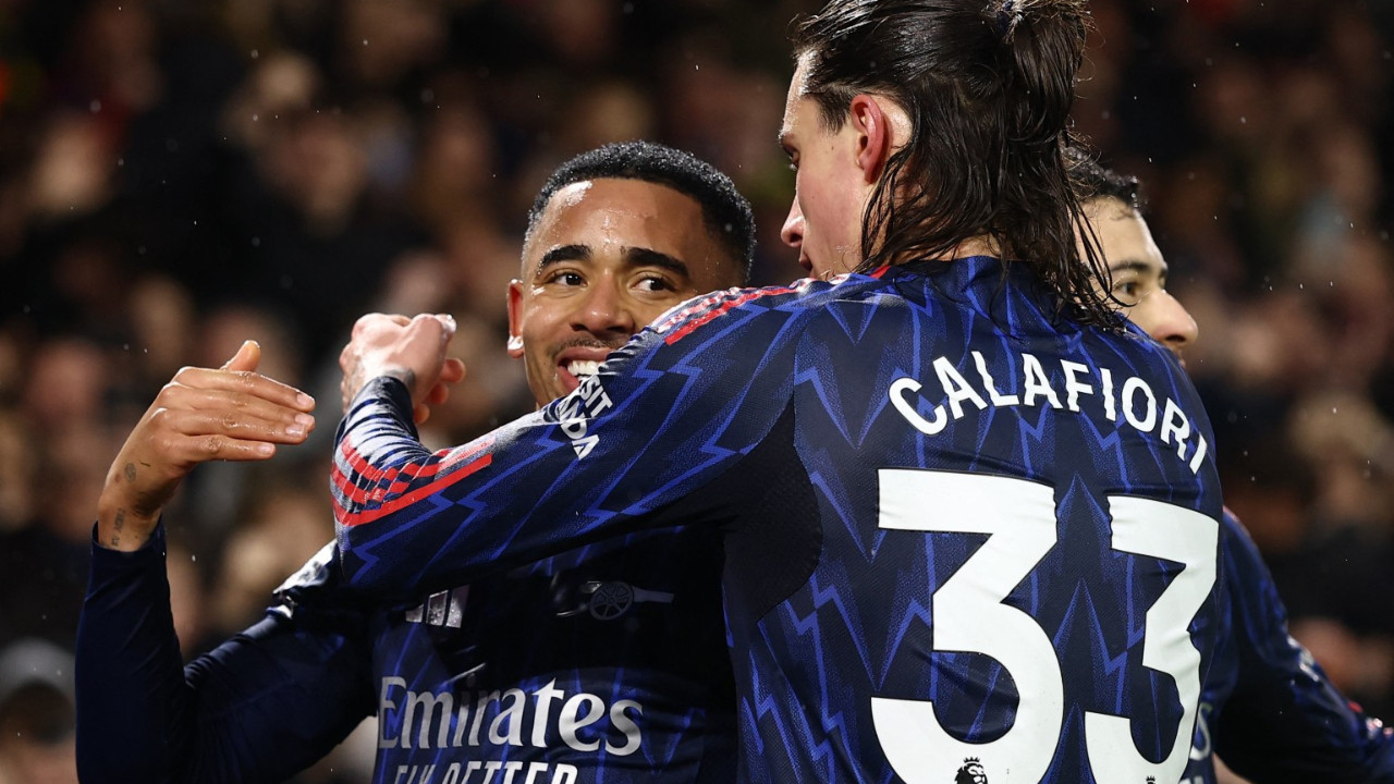 Lider Arsenal 3 hafta sonra kazandı