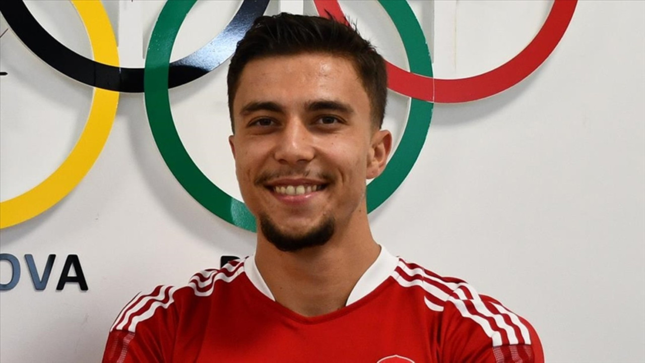 Oğuz Uyar'dan 200 metrede Türkiye rekoru