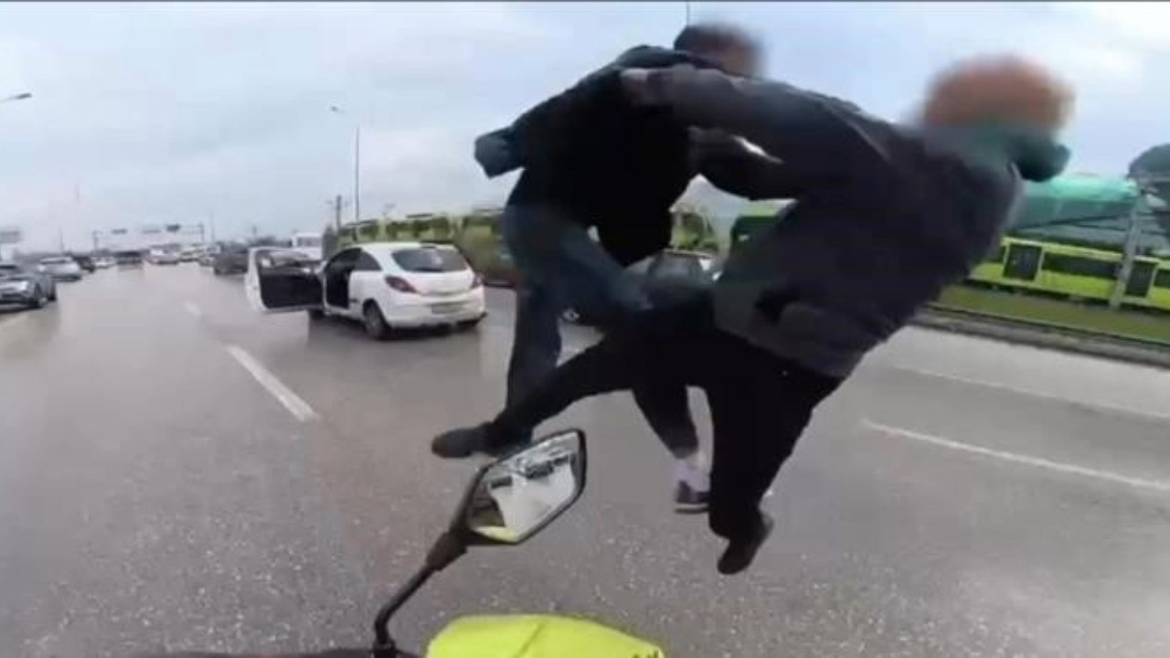 Uçan tekmeli kavga psikoteknikte bitti