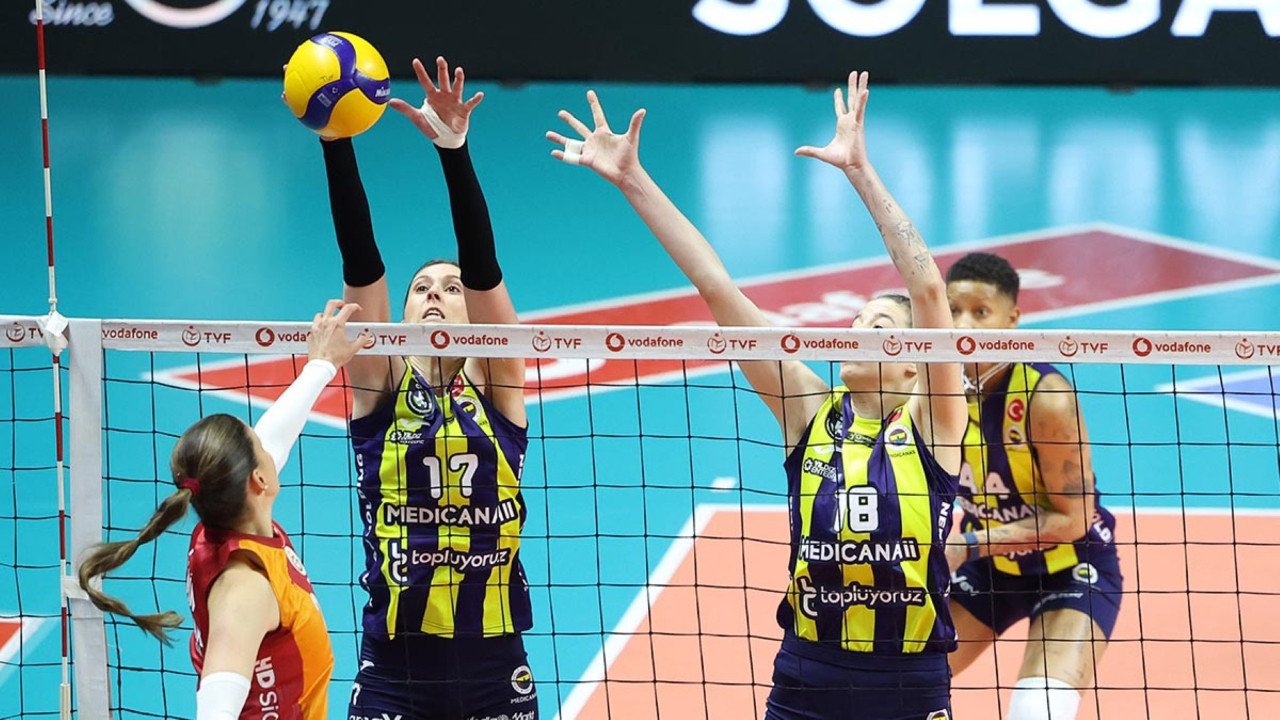 Voleybolda Galatasaray-Fenerbahçe derbisi