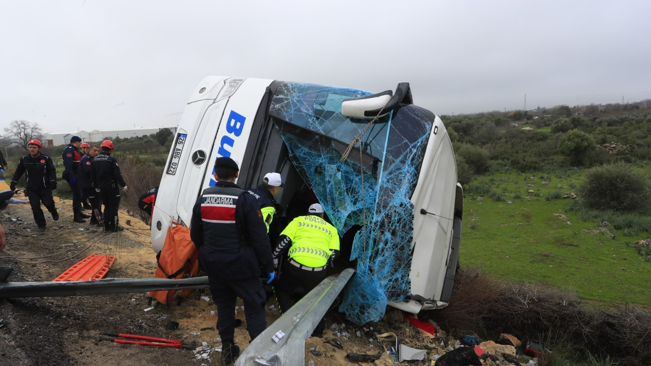 Antalya’daki feci kaza ölü sayısı 10 oldu