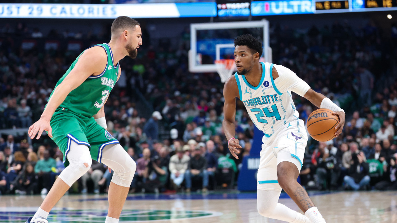Hornets, Spurs’u 111-106 yenerek galibiyet serisini sürdürdü