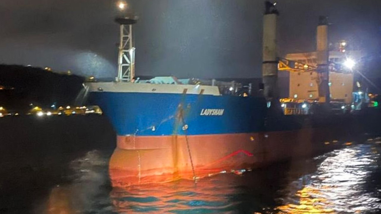 İstanbul Boğazı’nda gemi arızası