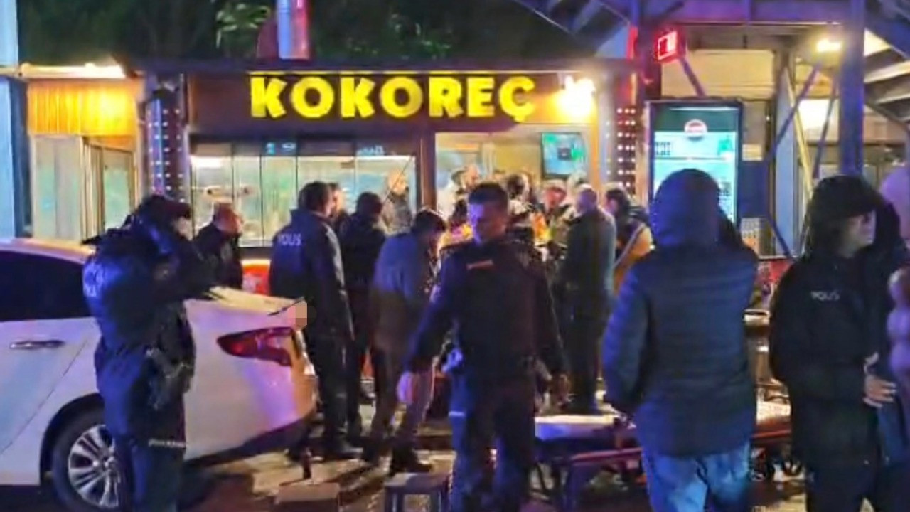 Kokoreççiye silahlı saldırı: 2'si ağır 3 yaralı