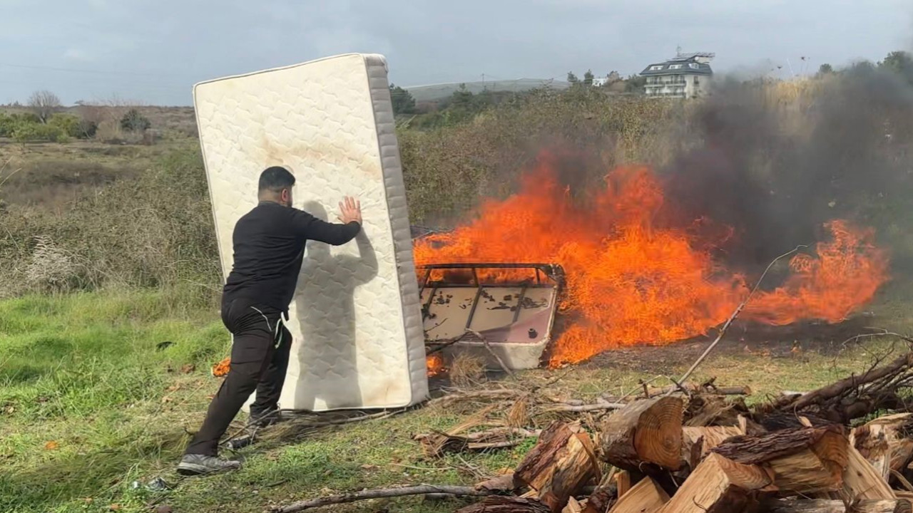 Personel ayrıldı, patron çileden çıktı: Lojmandaki eşyaları yaktı
