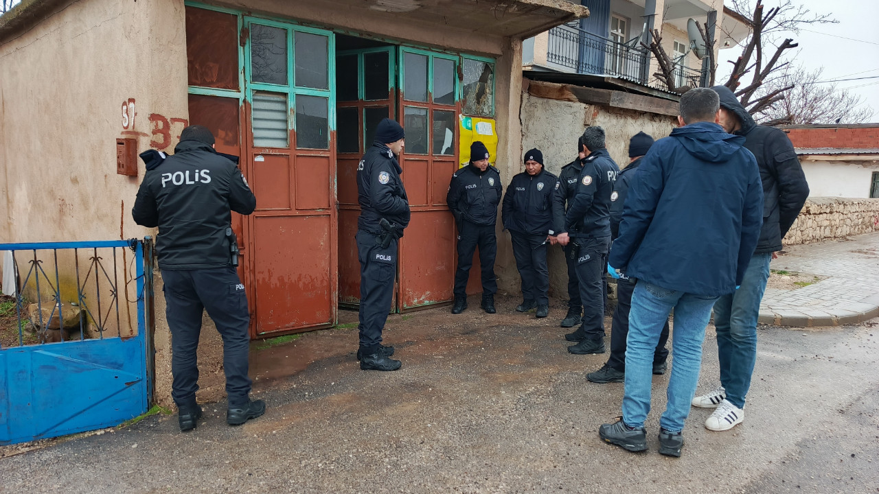 Çiftlik deposunda av tüfeği kazası: Veteriner ağır yaralı