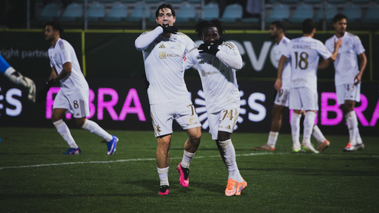 Renato Nhaga sürprizi