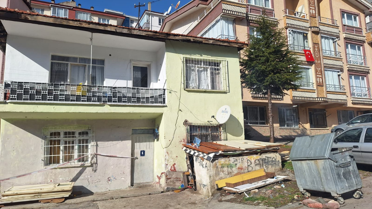 Toprak kaydı, bina tahliye edildi