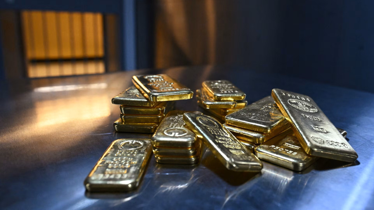 Gümüş zirveden sert düşüren iki faktör