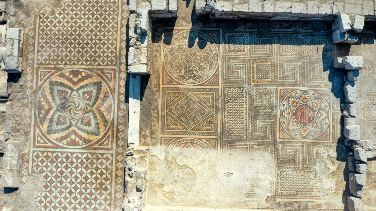 600 metrekarelik dev alanda gün yüzüne çıktı: Daha da genişliyor