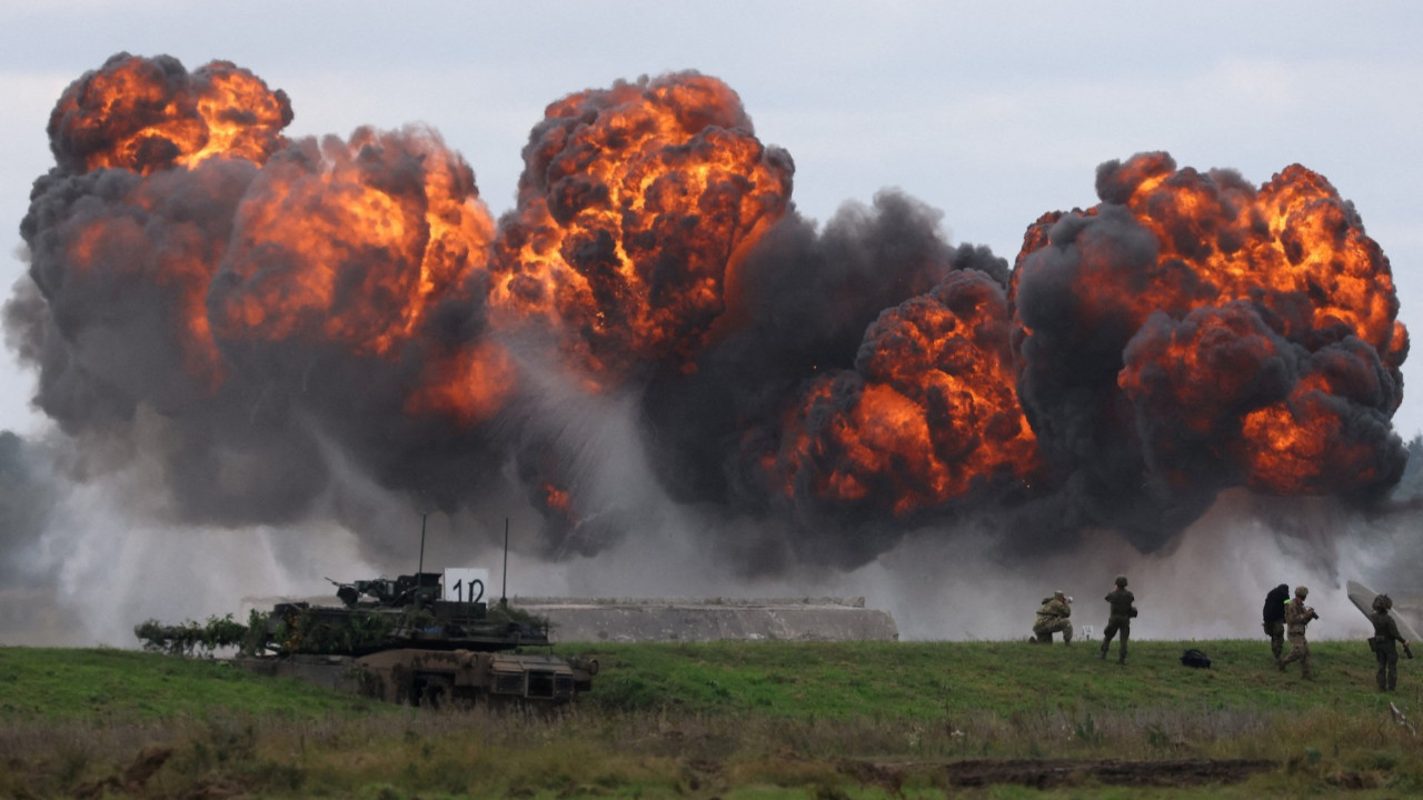 Avrupa'yı korkutan savaş simülasyonu: Rusya sadece 15 bin askerle NATO'yu çökertti