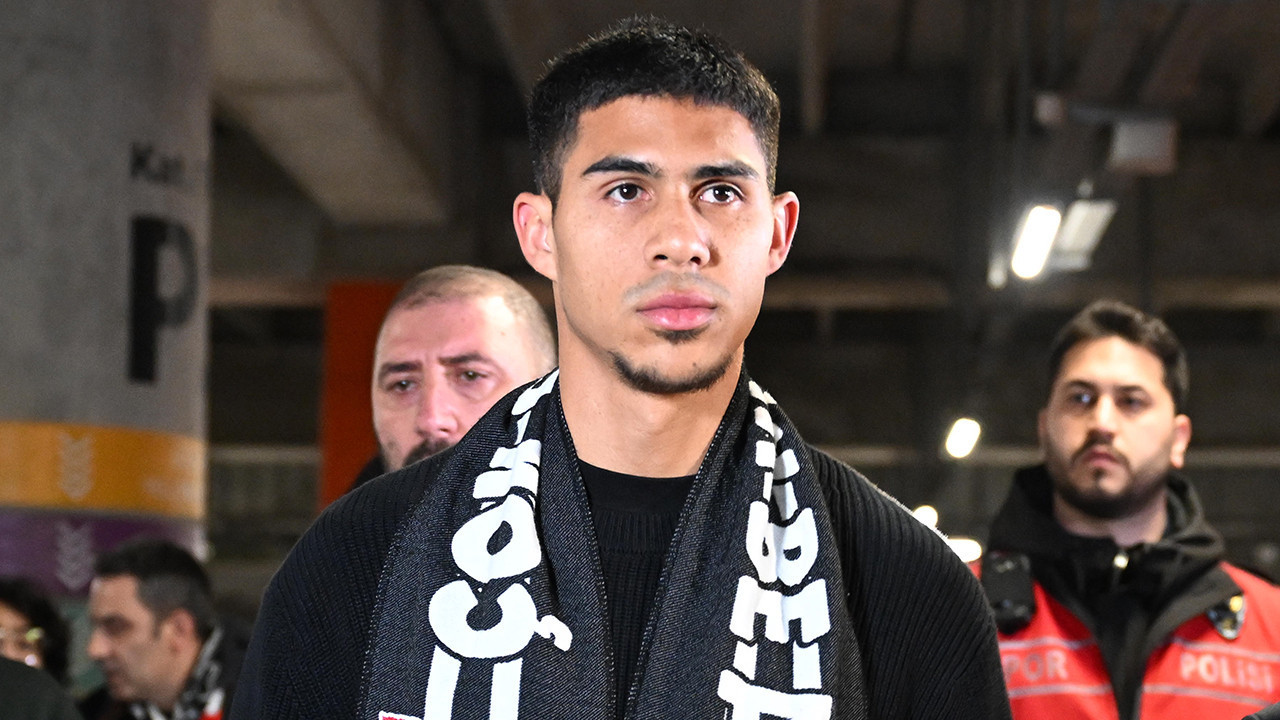 Beşiktaş yeni kalecisi Devis Vasquez'i resmen açıkladı