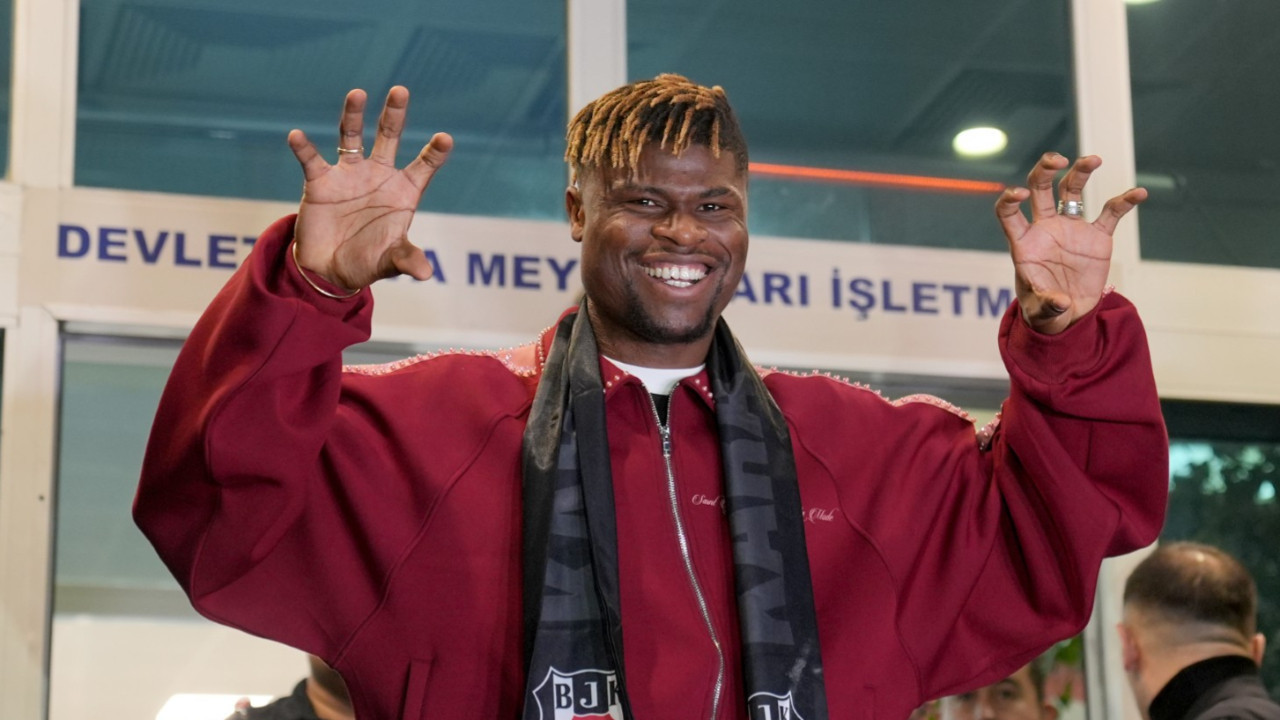 Beşiktaş'ın aylardır beklediği stoperi İstanbul'a geldi